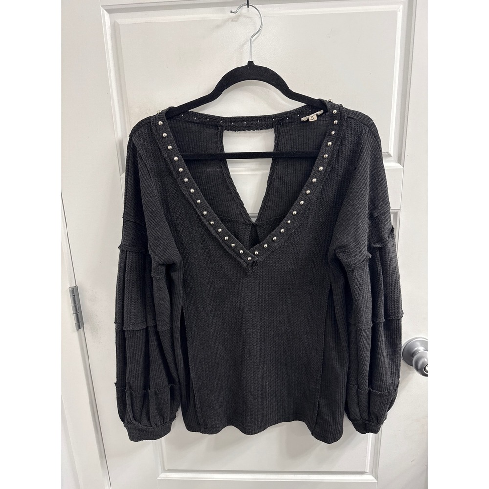 POL Washed Black Waffle Knit Studded V-Neck Balloon Sleeve Top Small